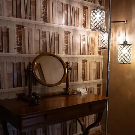 Palomino - Still Rabbit - Hot Tub - Yorkshire *