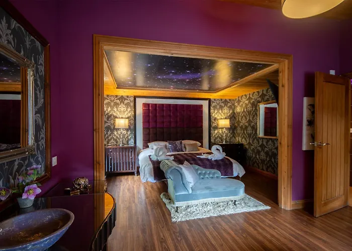 Palomino - Still Rabbit - Hot Tub - Yorkshire * Selby